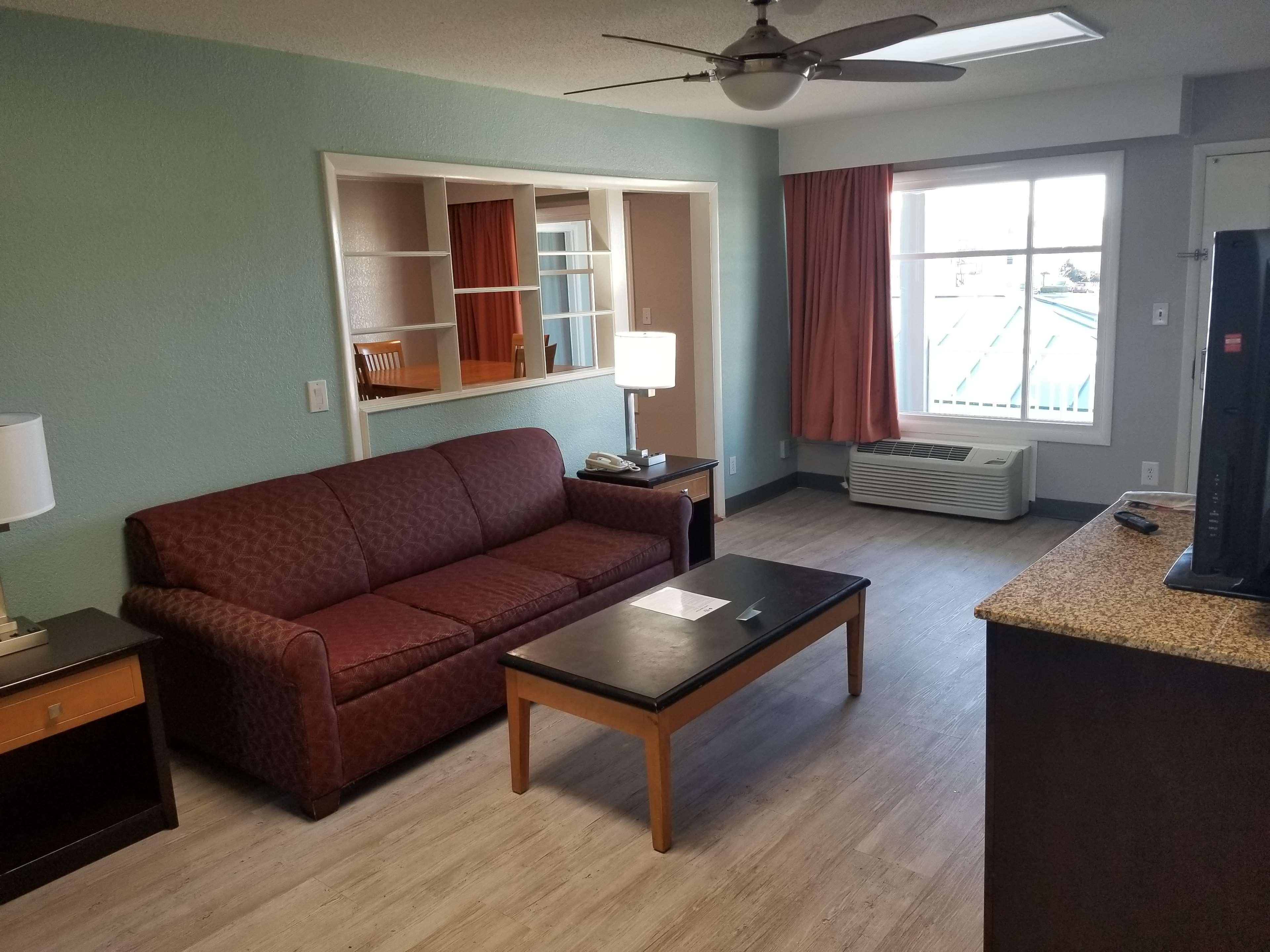 Best Western Plus Holiday Sands Inn & Suites Norfolk Dış mekan fotoğraf