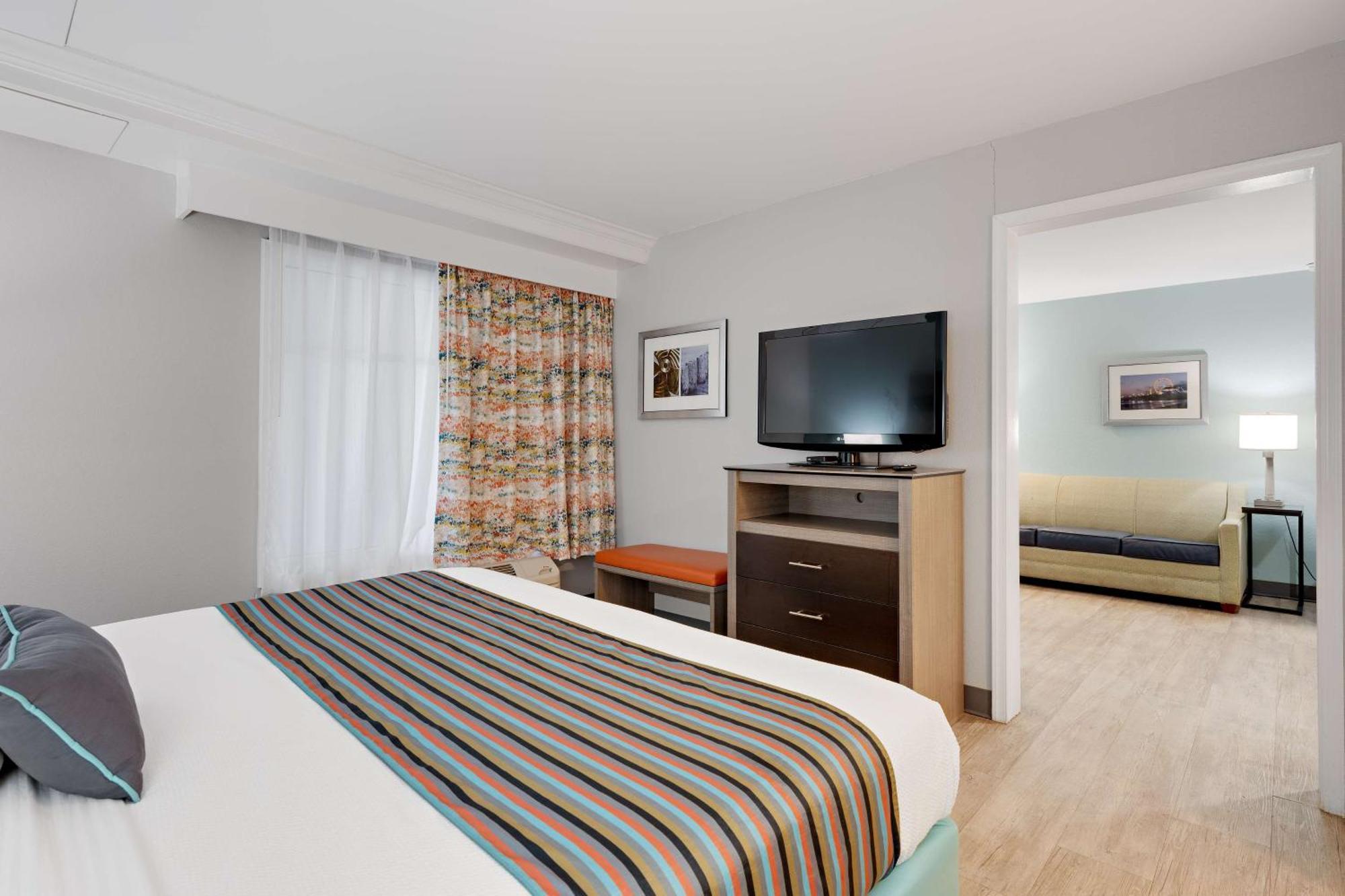 Best Western Plus Holiday Sands Inn & Suites Norfolk Dış mekan fotoğraf
