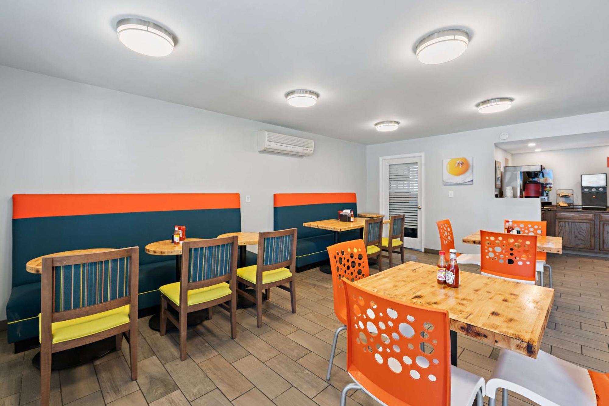 Best Western Plus Holiday Sands Inn & Suites Norfolk Dış mekan fotoğraf