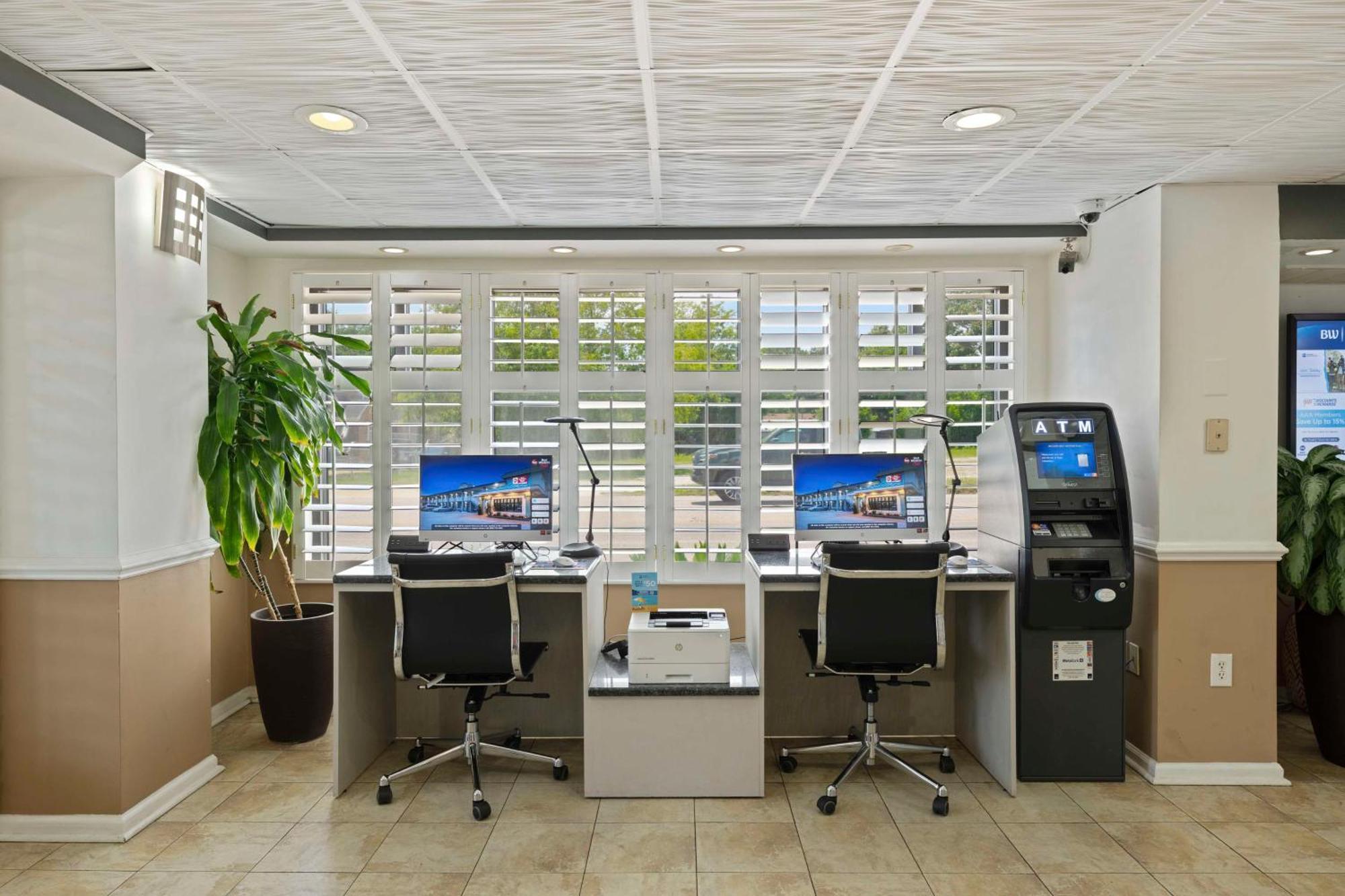 Best Western Plus Holiday Sands Inn & Suites Norfolk Dış mekan fotoğraf