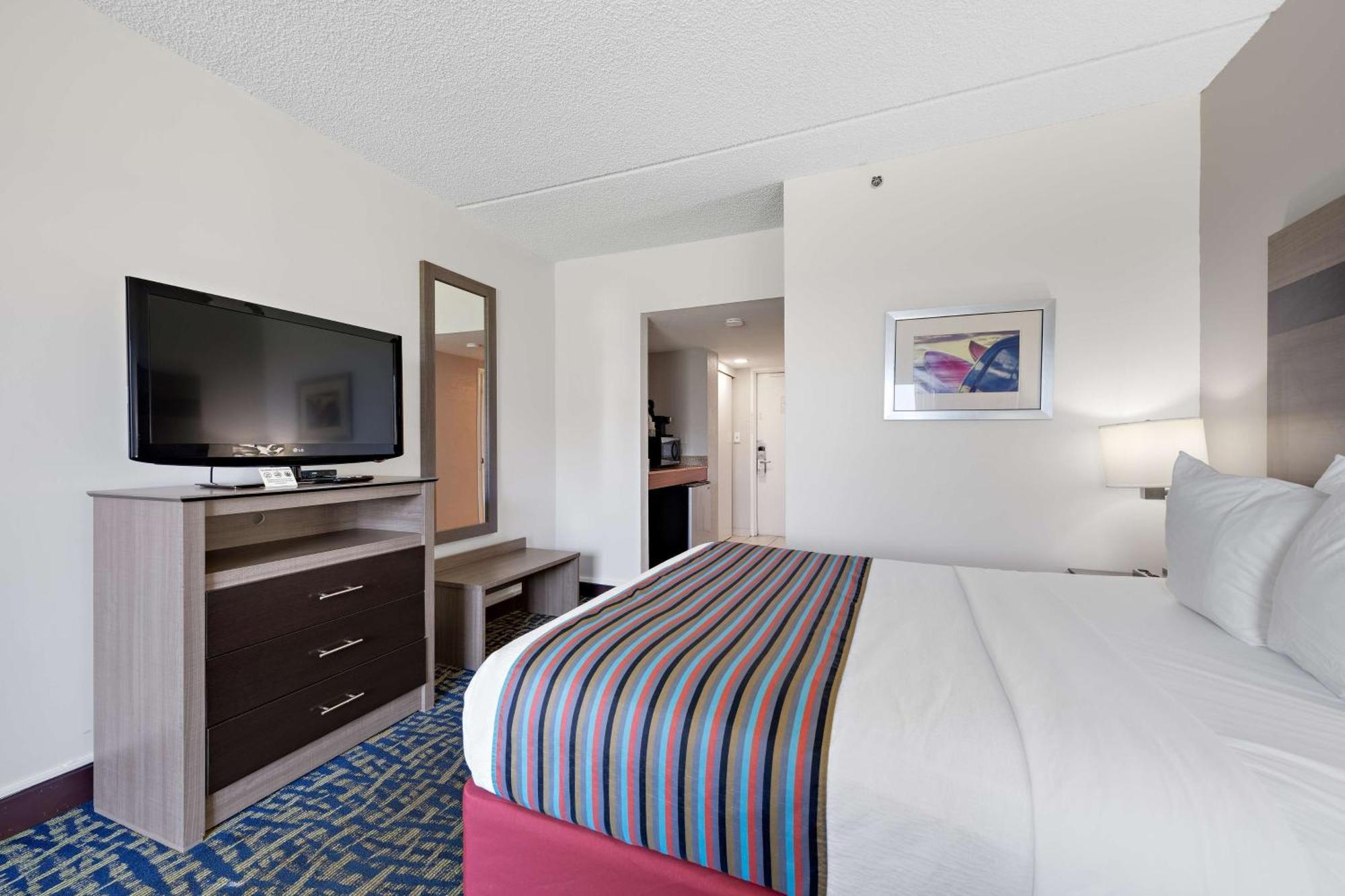 Best Western Plus Holiday Sands Inn & Suites Norfolk Dış mekan fotoğraf